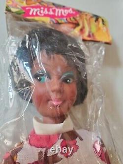 14 Vintage Miss Mod 1969 Christie clone Black doll Barbie Friend mip nos
