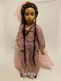 #186 Yasmin Show Stopper Blue Eye Porcelain Black Asian 34 Girl Doll