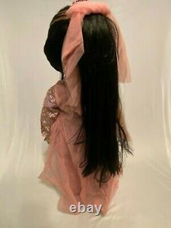 #186 Yasmin Show Stopper Blue Eye Porcelain Black Asian 34 Girl Doll