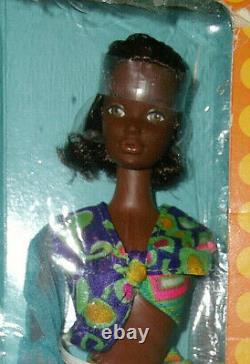 1974 Black Aa Quick Curl Cara Doll # 7291- Frise Vite Canadian Version Mute