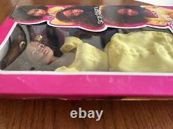 1981 RARE Vintage Magic Curl Barbie (African American) Doll #3989 NIB