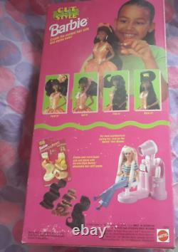 1994 Mattel African American Cut and Style Barbie #12642 NIB