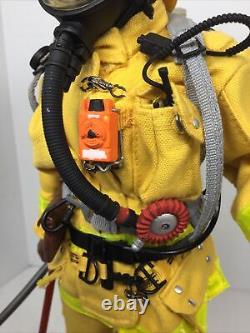 1/6 Customized African American Black Firefighter Fireman + Stand 911 + Gear