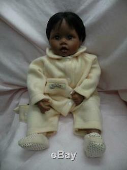 20 AA black Kinderland baby sculpted by Hildegard Gunzel / GOTZmade in Germany