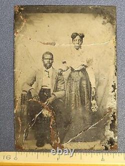 AFRICAN AMERICAN BLACK MAN & WIFE Married Couple Wife withPurse Husband Suit Tie
