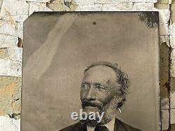 Antique AFRICAN AMERICAN MAN TINTYPE in Suit & POCKET-WATCH Photo Black Interest