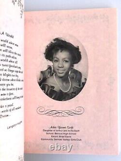 BLACK WOMEN'S SORORITY DEBUTANTS Alpha Kappa Alpha African American FASHION SHOW