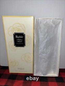 City Chic Suit Barbie Doll Genuine Silkstone Body 2015 Gold Label Mattel