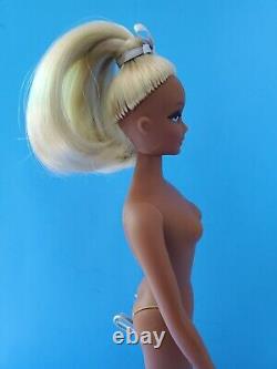 La Poupee Mannequin Anouk Black Barbie Doll Cote D'Azur Blonde FIRST EDITION