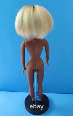 La Poupee Mannequin Anouk Black Barbie Doll Cote D'Azur Blonde FIRST EDITION