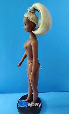 La Poupee Mannequin Anouk Black Barbie Doll Cote D'Azur Blonde FIRST EDITION