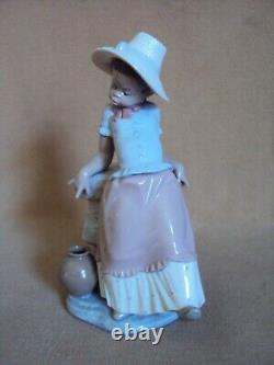 Lladro A STEP IN TIME Black Legacy African American Caribbean Girl MINT IN BOX