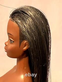 Malibu Christie BarbieDoll 1975 #7745 African American In Glowin' Gold