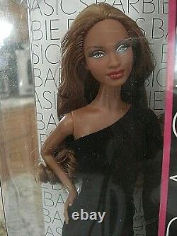 Mattel Barbie Basics Black Label Doll 2009 NIP Model 08 Collection 001 #R9924