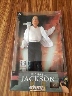 Michael Jackson King of Pop Doll Singing Black or White Street Life NEW Sealed
