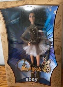 NEW! Barbie Hard Rock Cafe 2007 African American Black Mattel Doll NRFB Gold