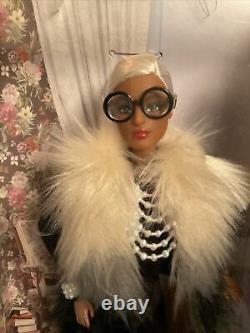 NRFB 2018 Barbie Collector IRIS APFEL Faux Fur Barbie Doll BRAND NEW Sealed