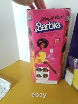 New open box 3989 A/A Magic curl Barbie 1981 black vintage rare