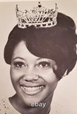 Pageant Signed Photo 1971 MISS INDIANA PATRICIA PATTERSON, African American/Black Pageant Signed Photo 1971 MISS INDIANA PATRICIA PATTERSON, African American/Black