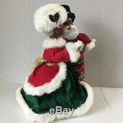 RARE African American Santa And Mrs Claus Holiday Skate Avon Black Musical Dance