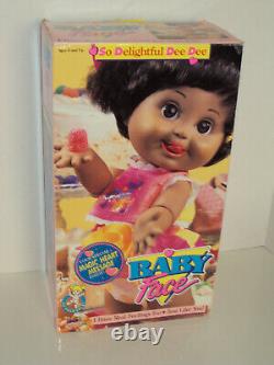 RARE First Issue #8 Dee Dee AA Babyface All Original IOB African American Black