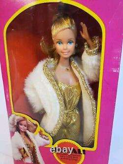 RARE GOLDEN DREAM BARBIE DOLL WithFUR COAT 1980 MATTEL 3533 NRFB