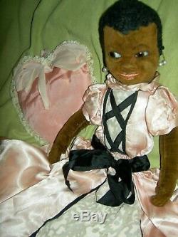 RARE labeled ALLWIN England Norah Wellings, BLACK Boudoir bed doll, pajama case