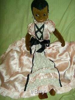 RARE labeled ALLWIN England Norah Wellings, BLACK Boudoir bed doll, pajama case