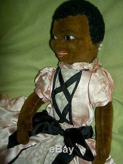 RARE labeled ALLWIN England Norah Wellings, BLACK Boudoir bed doll, pajama case