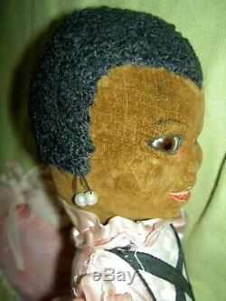 RARE labeled ALLWIN England Norah Wellings, BLACK Boudoir bed doll, pajama case