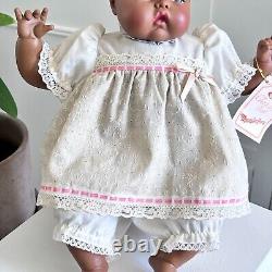RARE vintage 1982 Ideal Newborn Baby Tiny Thumbelina 17 Black African American