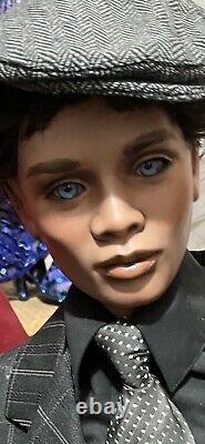 RUSTIE MANNEQUIN GWEN ROSS LIFE SIZE 44 Realistic ARTIST DOLL AFRICAN AMERICAN