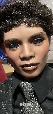 RUSTIE MANNEQUIN GWEN ROSS LIFE SIZE 44 Realistic ARTIST DOLL AFRICAN AMERICAN