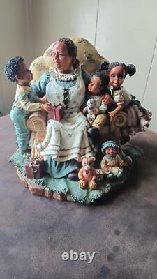 Rare VINTAGE AFRICAN AMERICAN BLACK GRANDMOTHER AND GRANDCHILDREN MOMENT 10x8x12
