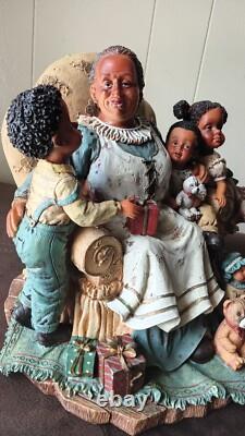 Rare VINTAGE AFRICAN AMERICAN BLACK GRANDMOTHER AND GRANDCHILDREN MOMENT 10x8x12