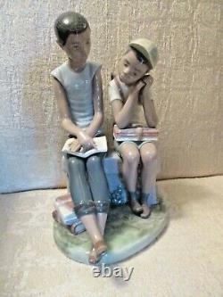 Retired Lladro School Chums 5237 Black Legacy Collection African American withBox