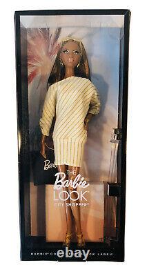 The Barbie Look City Shopper AA #X8257 NRFB 2012 Black Label African-American