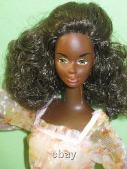 VINTAGE Superstar Era 1978 Black African American KISSING CHRISTIE DOLL & Outfit