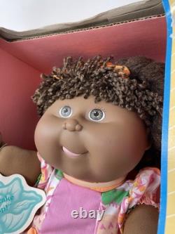 Vintage 1992 Cabbage Patch Kids Doll #31910/31911 African American Black Tongue