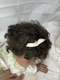 WORKS! Vintage 1988 Oopsie Daisy Crawling Baby Doll African American Black Tyco